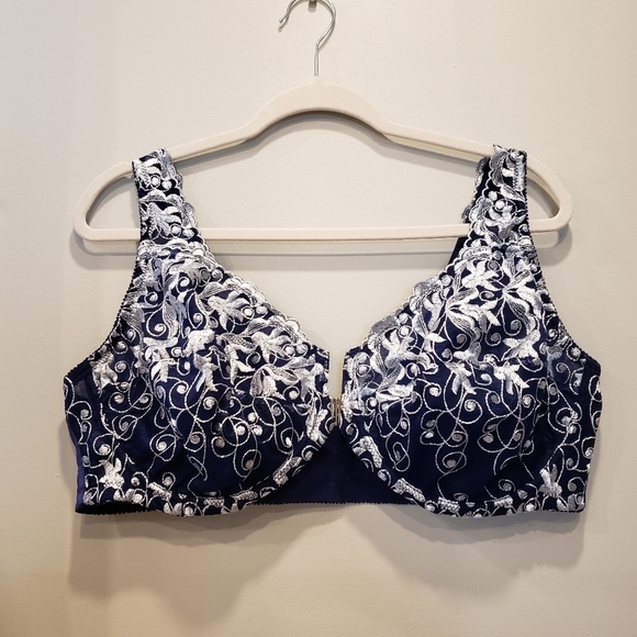 Amoureuse Front-Closure Bra - 48C - Picture 1 of 5